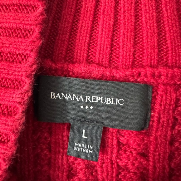 NWT Banana Republic Red Cable Knit Sweater - Picture 2 of 6